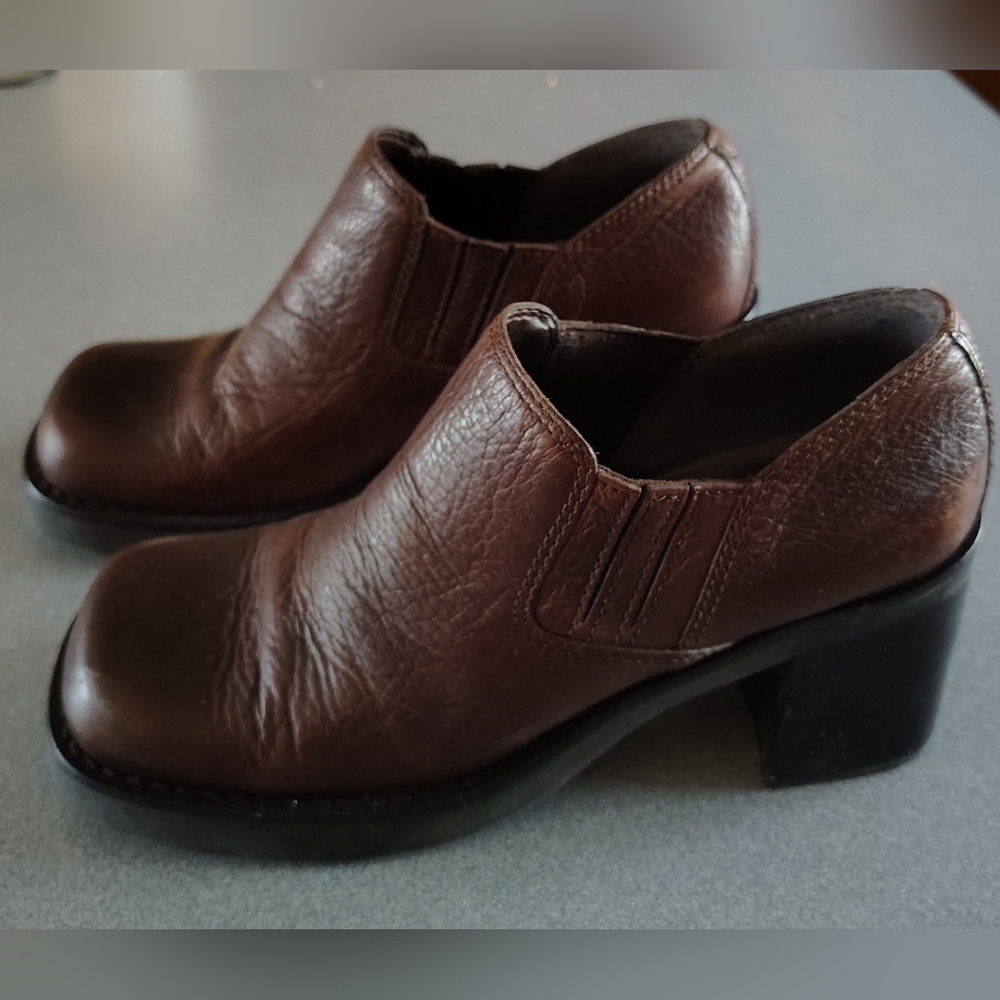 Rare Vintage MIA Dark Brown Leather Platforms Slip-on Chunk Heel sz 8 Exc Cond!